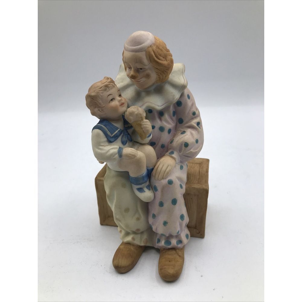 WILLITTS 1986‎ Fraser collection ceramic figurine #6279 carnival